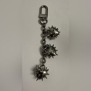Drop Dead Clothing Triple Spiked Heart Keychain